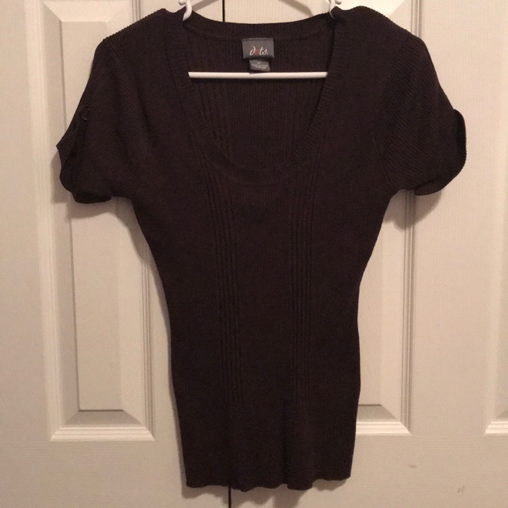 ✨dark brown sweater like shirt✨